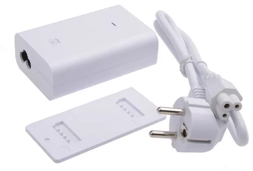Ubiquiti U-POE 48V 0,32A tápegység Gigabit LAN porttal